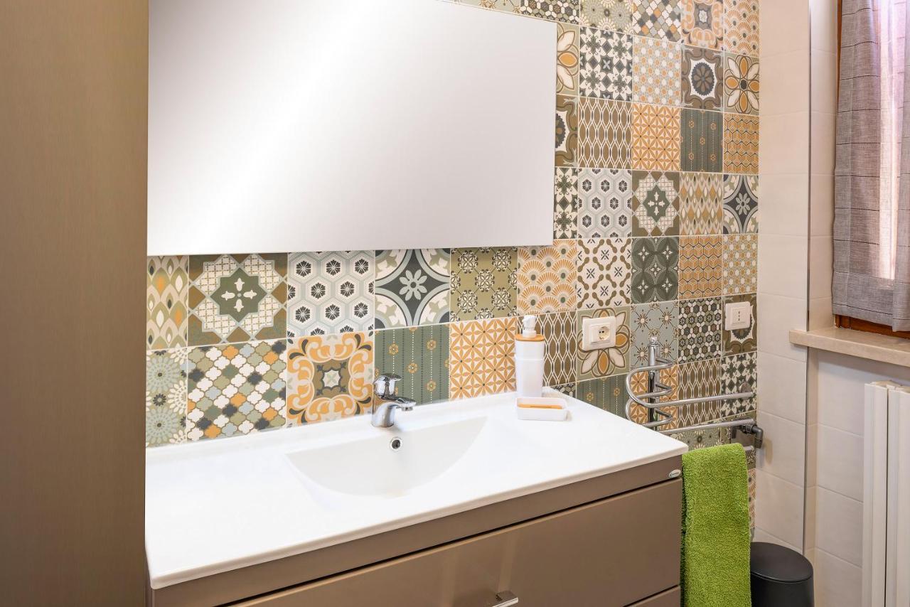 Casa Poppea Apartment Bardolino Bagian luar foto